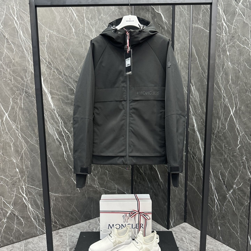 Ba*len*cia*ga down coat
